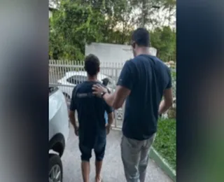 Homem estupra adolescente dentro de banheiro de supermercado