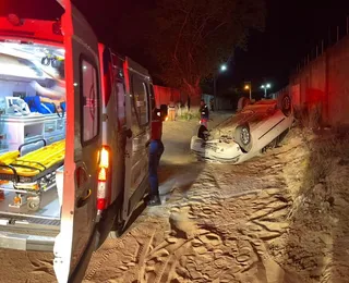 Homem morre após carro bater em muro e capotar em Conceição do Coité