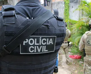 Polícia bloqueia R$ 640 mil de facção criminosa em Camaçari