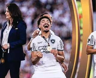 Jornalista da Globo divulga interesse do Bahia em zagueiro campeão da Libertadores