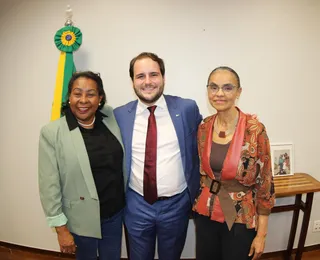 Marina Silva chega a Salvador para lançar chapa nacional da Rede