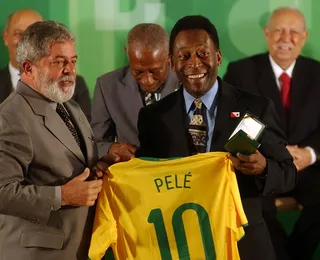 Ministro compara Lula a Pelé e crava candidatura em 2026: "Favorito"