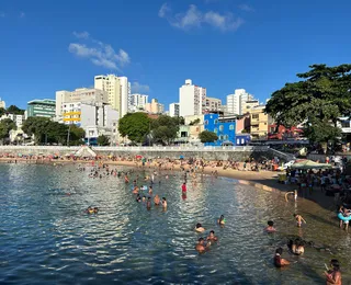 Na contramão dos ambulantes, banhistas apoiam praias sem cadeiras