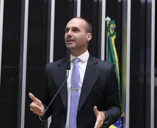 PF abre processo disciplinar contra Eduardo Bolsonaro; entenda motivo