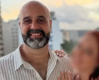 Pastor famoso é afastado de igreja após trair esposa com mulher casada