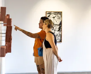 Performances agitam o verão na RV Cultura e Arte
