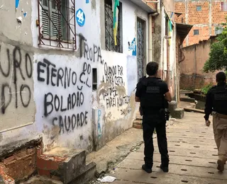 Polícia desativa laboratório de drogas durante operação em Salvador