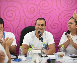 Prefeito exalta movimentação histórica no Centro no 1º dia do Carnaval