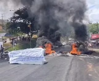 Protesto bloqueia BR-101 em Ibirapitanga após três homicídios