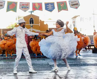 Quadrilha junina Luar do Recôncavo desfila no Campo Grande