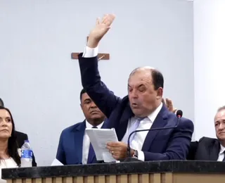 Rafael Jambeiro: após briga, prefeito se diz empossado; Câmara refuta