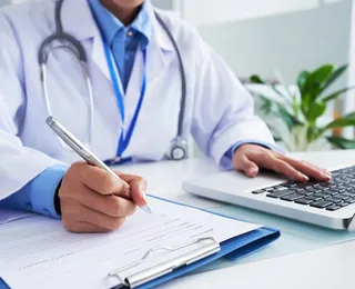 Receita Saúde: recibo médico digital passa a ser obrigatório em 2025