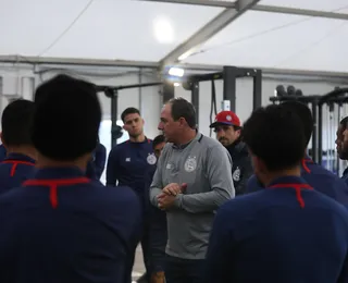 Ceni revela equipe do Bahia para primeiros jogos da temporada