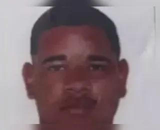 Suspeitos da morte de jovem que fez gesto de facção em foto são identificados