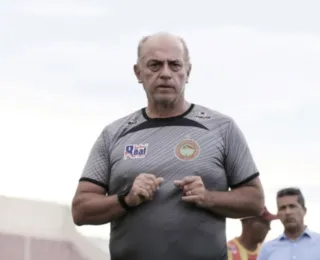 Técnico da Juazeirense diz que jogou "de igual para igual" com o Bahia