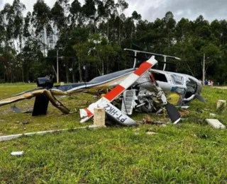 VÍDEO: Helicóptero cai em Santa Catarina com cinco pessoas a bordo