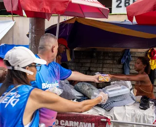 Vereador distribui 2 mil kits de café da manhã a ambulantes