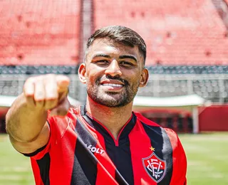 Vitória confirma contratação de Ronald Lopes, sexto reforço para 2025