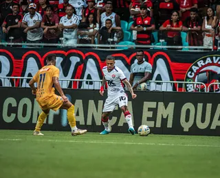 Vitória negocia lateral-esquerdo para o Grêmio, diz jornalista