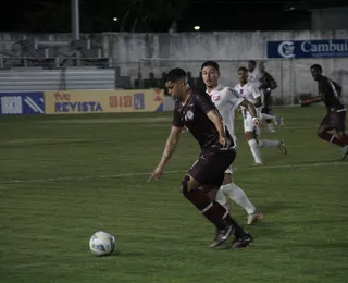 Vitória se aproxima da semifinal após empate entre Jacupa e Barcelona