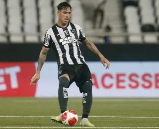 Vitória se aproxima de acerto com zagueiro do Botafogo