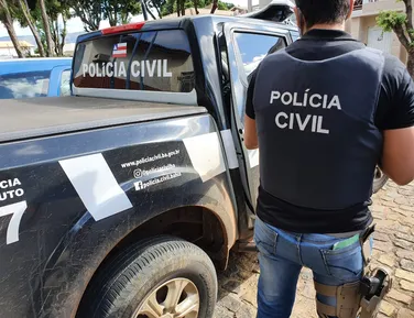 Bahia: cárcere, estupros e gravidez de enteada colocam homem na prisão - Imagem