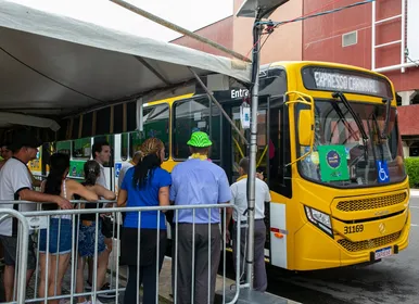 Expresso Salvador transportou 120 mil foliões no Carnaval 2025 - Imagem