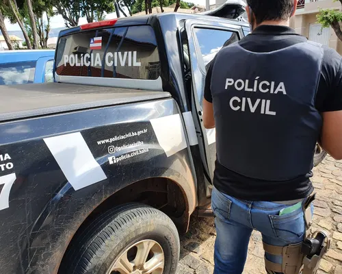 Bahia: cárcere, estupros e gravidez de enteada colocam homem na prisão - Imagem