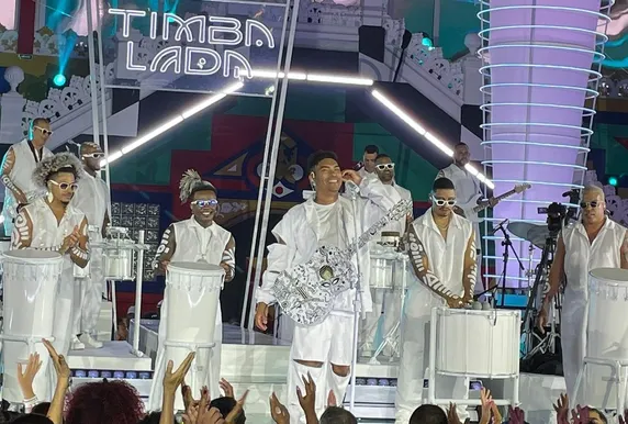 Com Jorge Vercillo, João Gomes e Candeal lotado, Timbalada grava novo DVD - Imagem