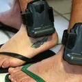 Agressor de mulher deve passar a usar tornozeleira eletrônica imagem
