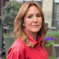 Apresentadora da Globo revela doença neurológica, "não me vitimizo" imagem