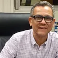 Baiano transforma rotina em poesia no livro “Crônicas Semânticas” imagem