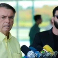 Bolsonaro desdenha de candidatura de Gusttavo Lima: "Cantor" imagem
