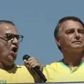Bolsonaro reúne pai de santo, rabino e padre em ato pró-anistia imagem