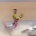 Brasileiro sofre grave acidente em abertura de competição na França imagem