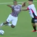 CBF revela áudio do VAR após lance polêmico em jogo do Vitória imagem