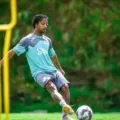 Cartão amarelo em jogo do Vitória levanta suspeita de manipulação imagem