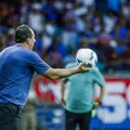 Ceni mantém invencibilidade histórica na Libertadores como treinador imagem