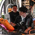 China eleva tarifas sobre os produtos dos Estados Unidos para 125% imagem