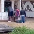 Chuvas deixam ruas alagadas e casas são invadidas por lama em Candeias imagem