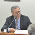 Deputado baiano propõe reciprocidade comercial após EUA taxarem produtos brasileiros imagem