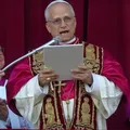 Em celebração no Vaticano Leão XIV apela pela paz na Ucrânia e Gaza imagem