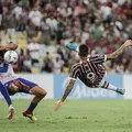 Ex-Bahia marca dois golaços na Copa Sul-Americana; assista imagem