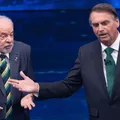 Filho de Bolsonaro elogia projeto de Lula contra roubo de celular imagem