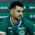 Filho de jogador emprestado pelo Vitória está internado na UTI imagem