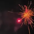 Fogos de artifício e facções criminosas: entenda foguetórios em Salvador imagem