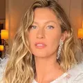 Gisele Bündchen exibe filho caçula pela primeira vez; confira imagem