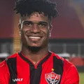 Jamerson destaca preparação do Vitória para duelo contra o Ceará imagem