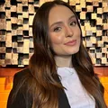 Larissa Manoela vence pais na Justiça e manda recado misterioso imagem