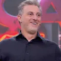 Luciano Huck se manifesta sobre escolha no novo papa imagem